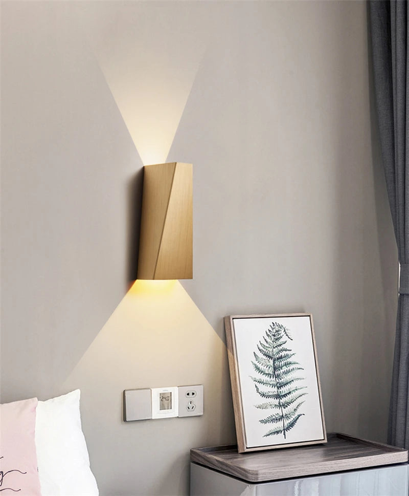 Luminaire Applique Murale Forme Arquée – Référence: Léo4031- - Nexa Lights