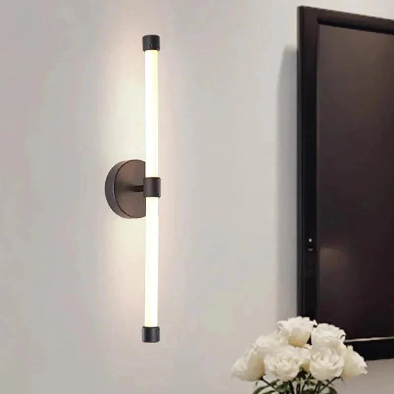 Luminaire Applique Murale design minimaliste noir et or – Référence : Éloi2371- - Nexa Lights