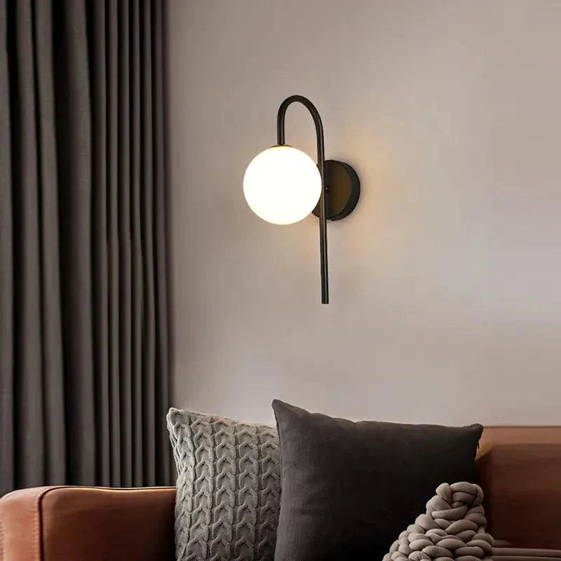 Luminaire Applique Murale finition en métal doré et verre opale – Référence : Émile9275- - Nexa Lights