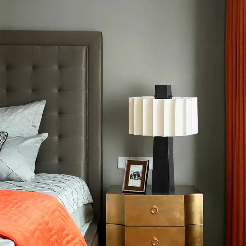 Luminaire Chevet / Bureau design épuré – Référence : Léo3847- - Nexa Lights