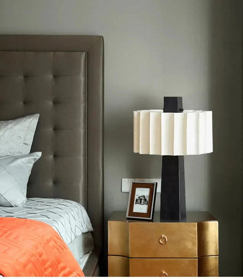 Luminaire Chevet / Bureau design épuré – Référence : Léo3847- - Nexa Lights