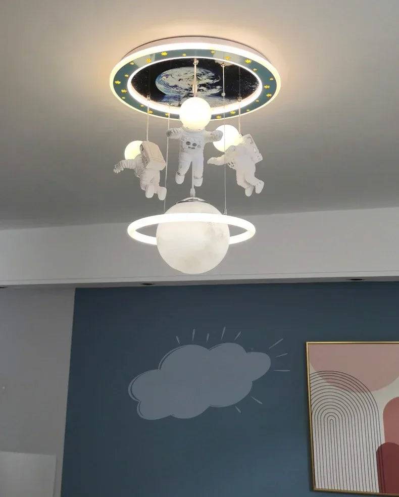 Luminaire Enfant Forme Astronaute – Référence: Quorin4937- - Nexa Lights