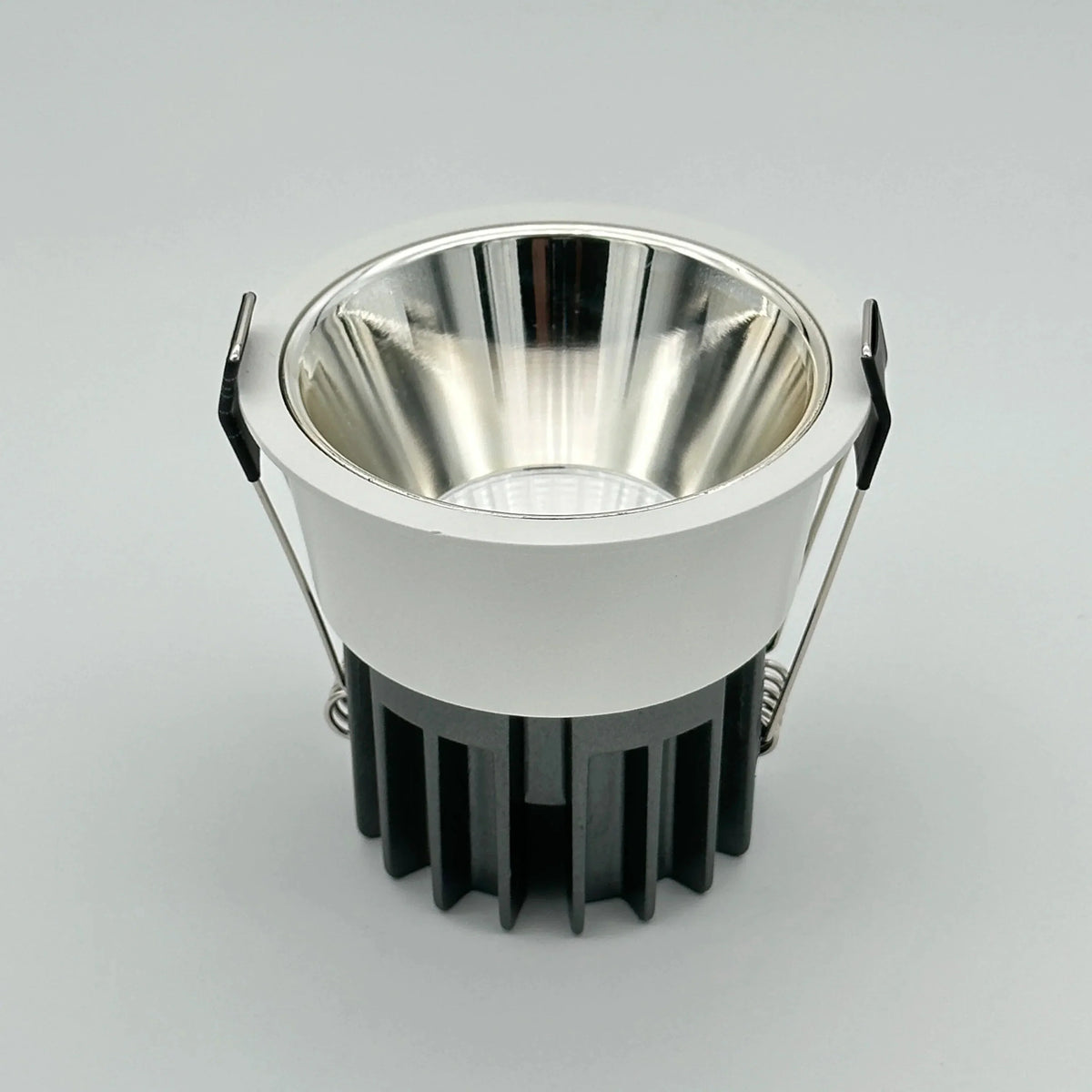 Luminaire Spot finition mate argentée – Référence : Enzo4732- - Nexa Lights