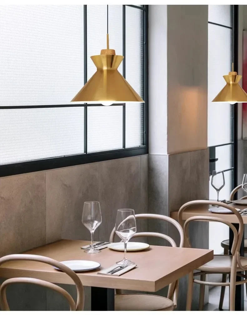 Luminaire Suspension design contemporain doré – Référence : Alvyn5623- - Nexa Lights