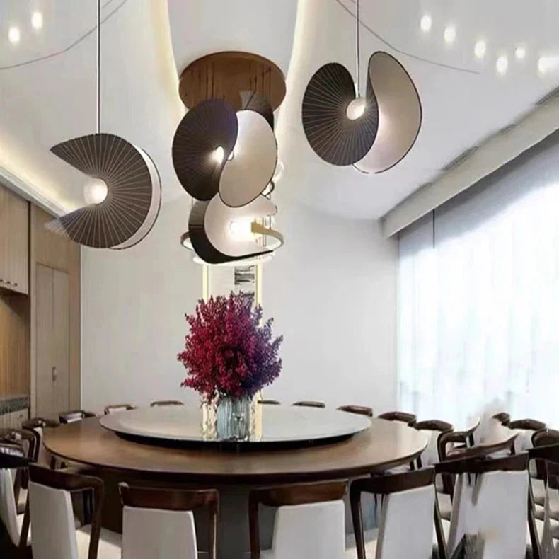 Luminaire Suspension design géométrique noir et or – Référence : Marwen2843- - Nexa Lights