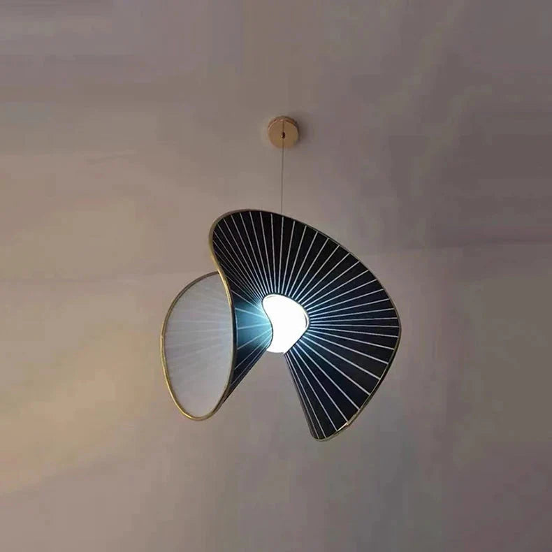 Luminaire Suspension design géométrique noir et or – Référence : Marwen2843- - Nexa Lights