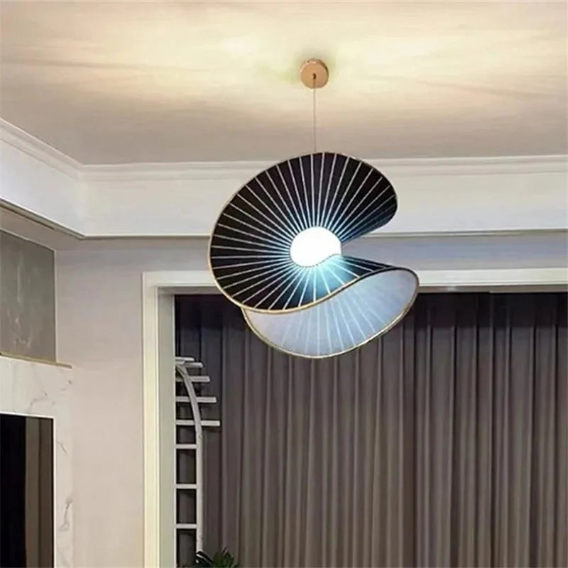 Luminaire Suspension design géométrique noir et or – Référence : Marwen2843- - Nexa Lights
