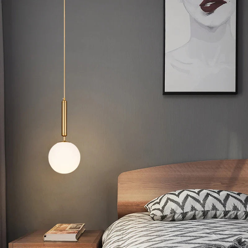 Luminaire Suspension finition dorée en boule – Référence : Joran5647- - Nexa Lights