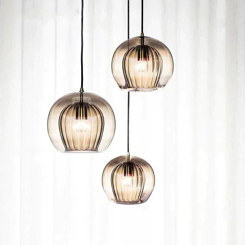 Luminaire Suspension verre transparent avec accents dorés – Référence : Ilyan4732-Luminaire Suspendu - Nexa Lights