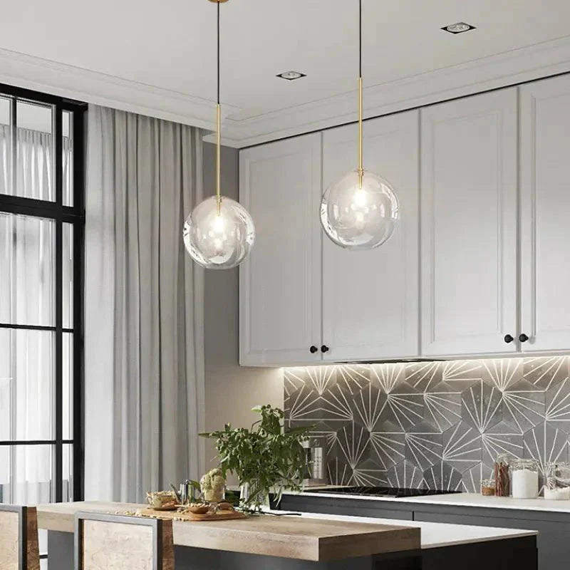 Luminaire Suspension verre transparent avec support en laiton – Référence : Marisette4823-Luminaire Suspendu - Nexa Lights