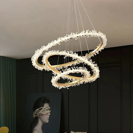 Suspendu Design : Multiples Anneaux Lumineux en Laiton et Cristal-Luminaire Suspendu - Nexa Lights