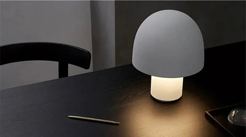 Luminaire Chevet / Bureau design minimaliste – Référence : Léonie4321-ILLUMEEN.COM