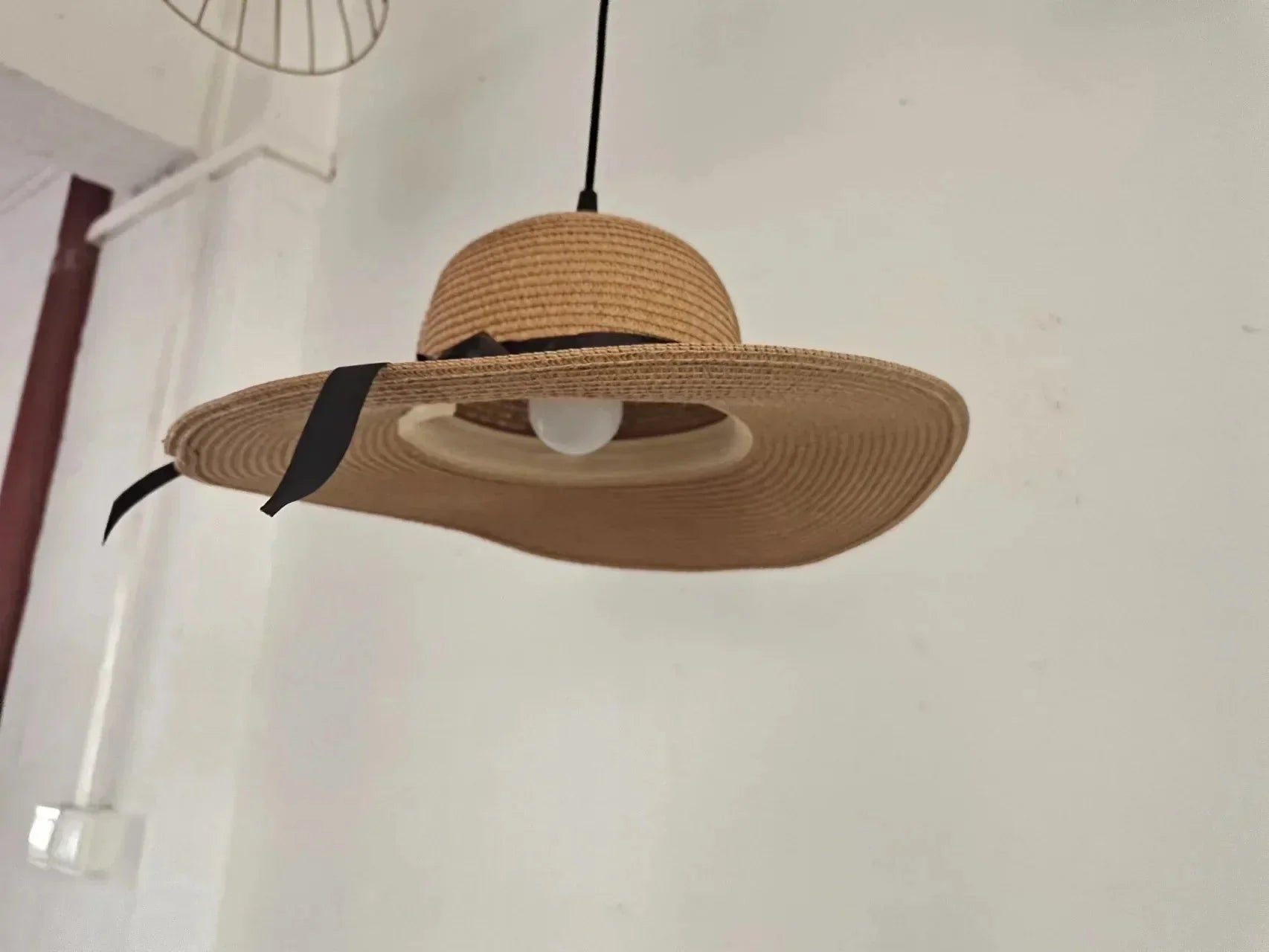 Luminaire Suspension design rétro en rotin – Référence : Mirel4327-ILLUMEEN.COM