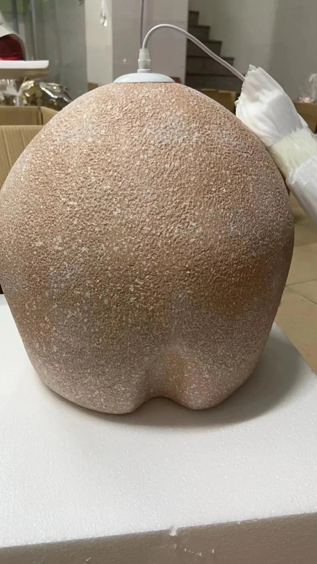 Luminaire Suspension finition dorée contemporaine – Référence : Mariel6723-ILLUMEEN.COM