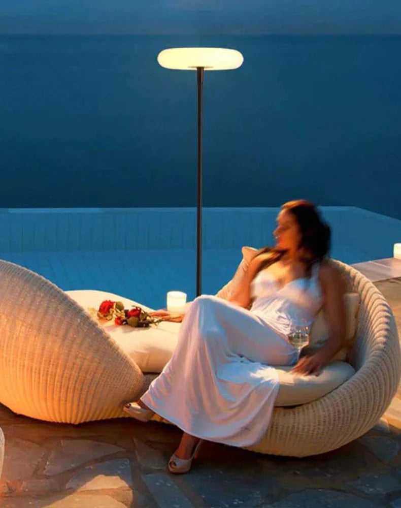 Luminaire Extérieur solaire autonome – Référence : Amélie7423-ILLUMEEN.COM