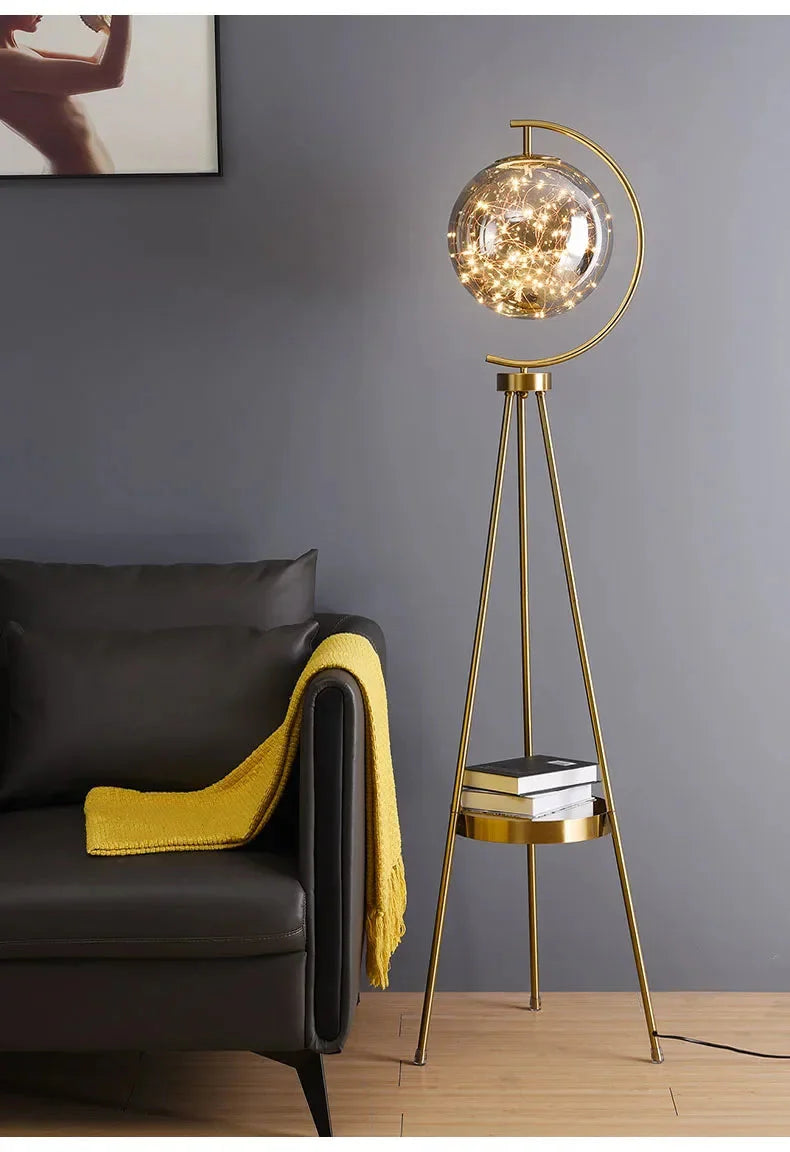 Luminaire Lampadaire design élégant en Verre Noir et Or – Référence : Marceau1873-ILLUMEEN.COM