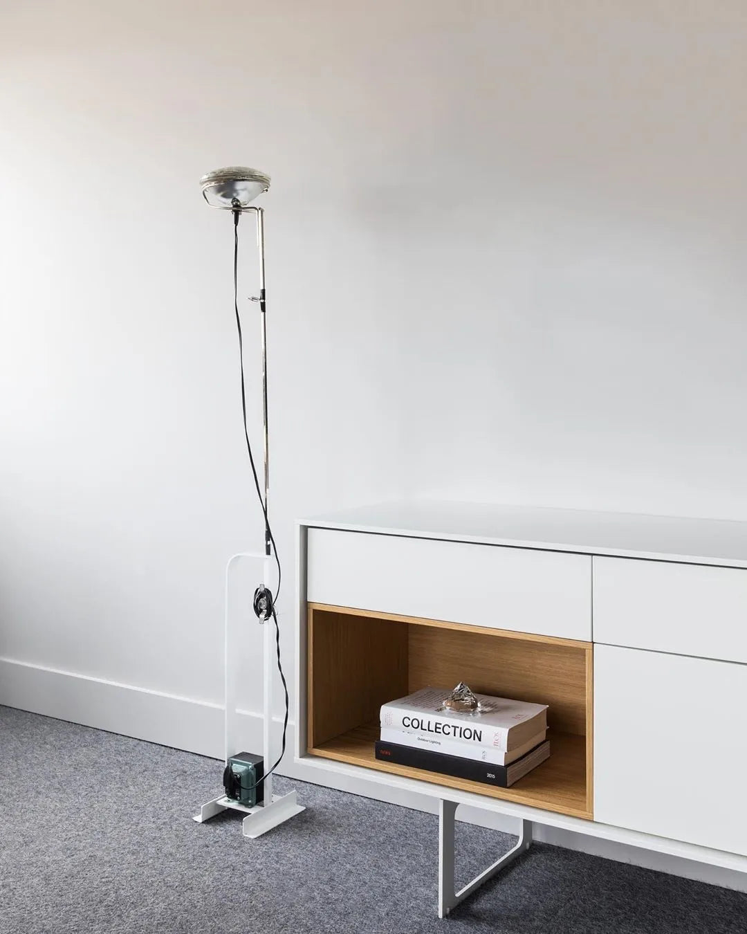 Luminaire Lampadaire Design Épuré – Référence: Éliane1945-ILLUMEEN.COM