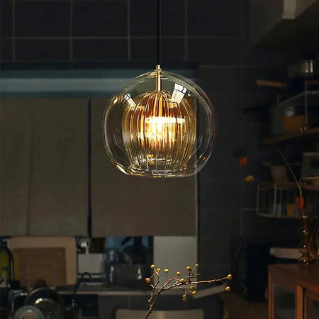 Luminaire Suspension verre transparent avec accents dorés – Référence : Ilyan4732-ILLUMEEN.COM