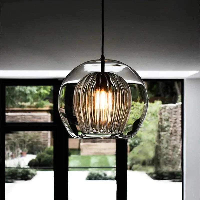 Luminaire Suspension verre transparent avec accents dorés – Référence : Ilyan4732-ILLUMEEN.COM