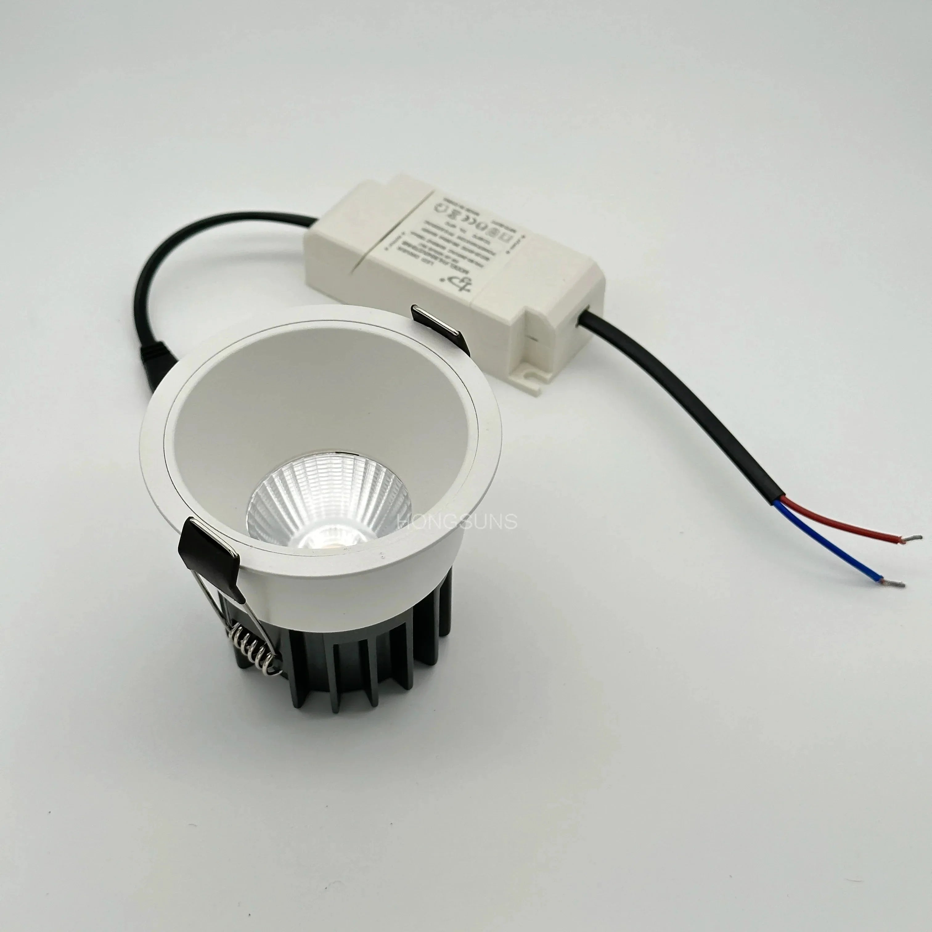 Luminaire Spot finition mate argentée – Référence : Enzo4732-ILLUMEEN.COM