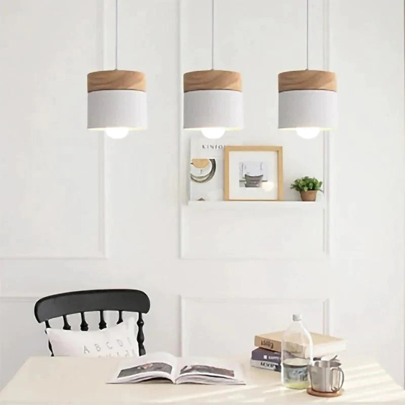 Luminaire Suspension design moderne en bois et fer – Référence : Lavin4327-ILLUMEEN.COM