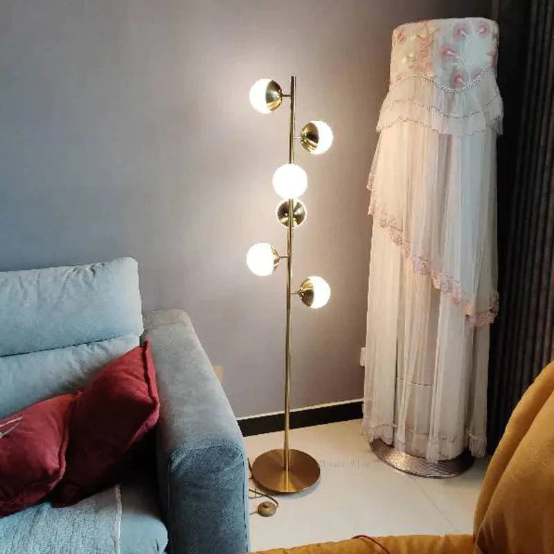 Luminaire Lampadaire design raffiné – Référence : Amélie1943-ILLUMEEN.COM