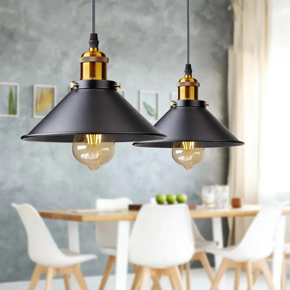 Luminaire Suspension abat-jour en métal noir – Référence : Thélio5623-ILLUMEEN.COM