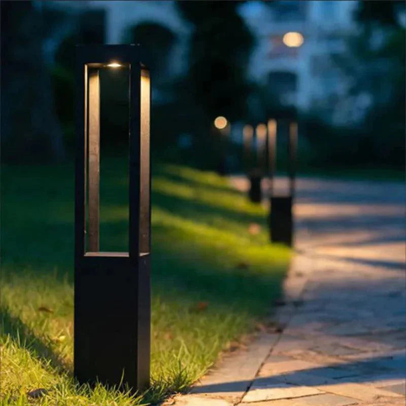Luminaire Extérieur solaire autonome – Référence : Liora5836-ILLUMEEN.COM