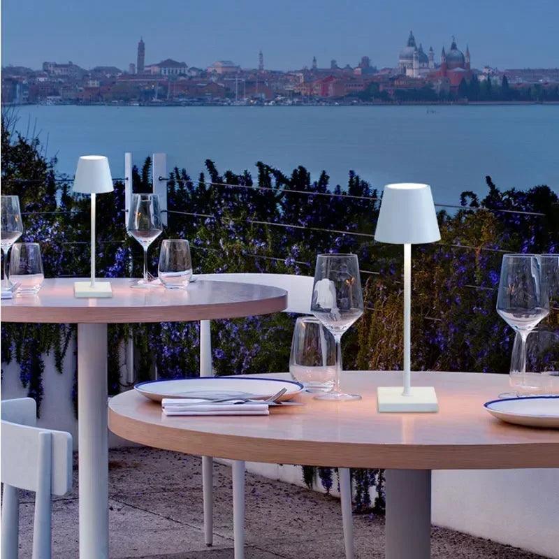 Luminaire Chevet / Bureau design contemporain – Référence : Théo4823-ILLUMEEN.COM