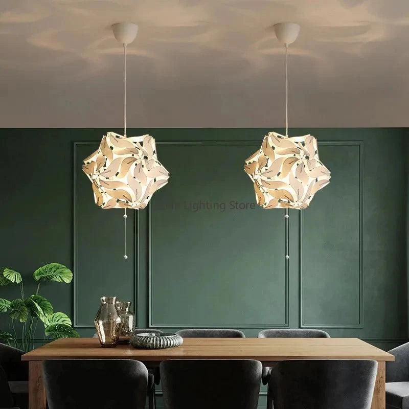 Luminaire Suspension design floral rétractable – Référence : Marisol4829-ILLUMEEN.COM